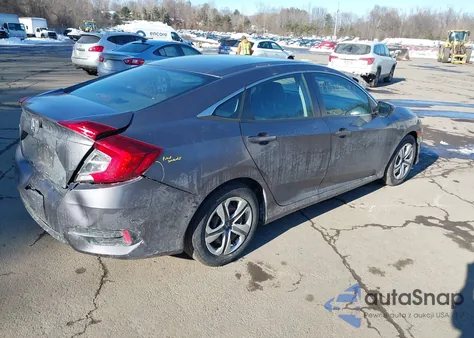 2017 Honda Civic Lx z USA, uszkodzony, nr VIN 2HGFC2F57HH564317